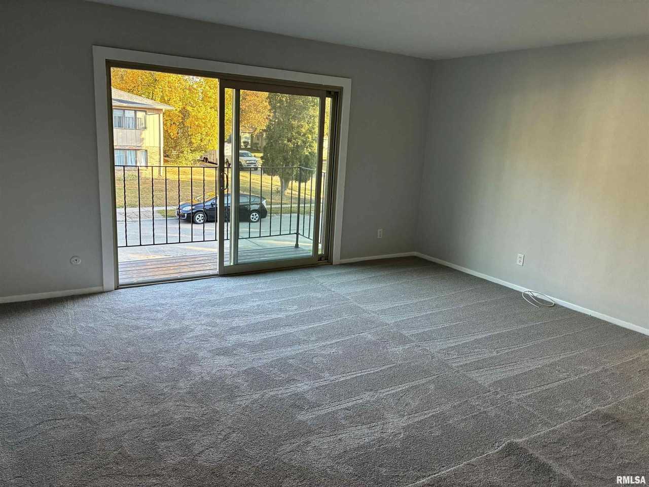 310 30th Avenue Ct Apt 5 #5 - Photo 4 of 9