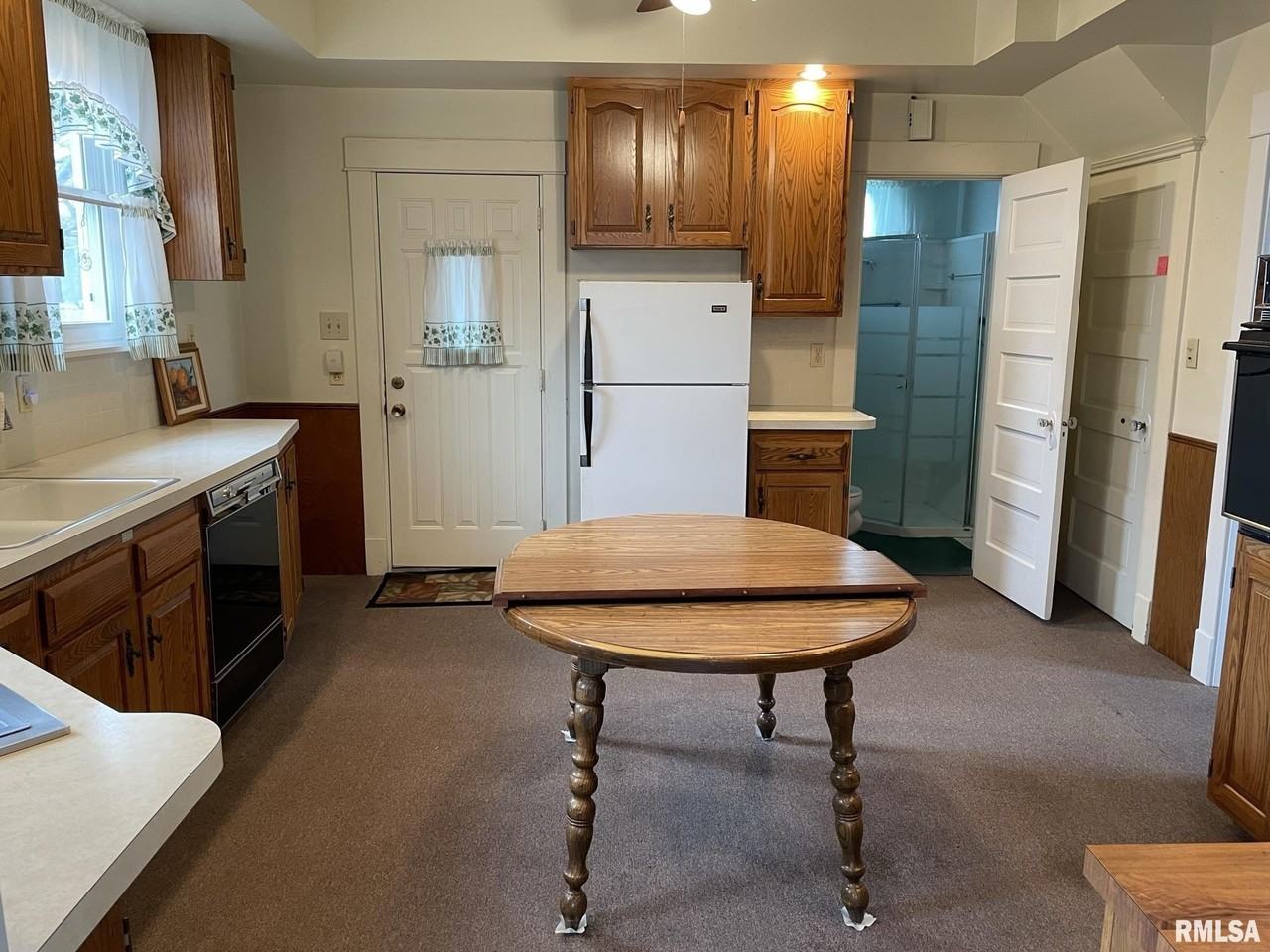 2206 Pacific St - Photo 3 of 18