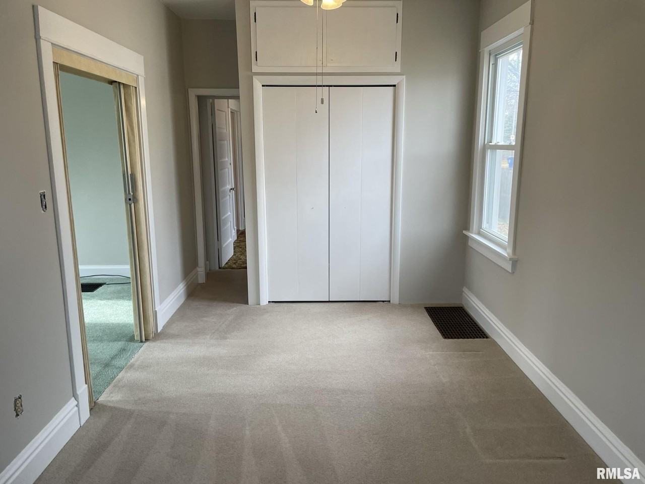 2206 Pacific St - Photo 7 of 18