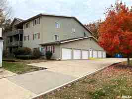 featured image of 3804 Creek Hill Dr