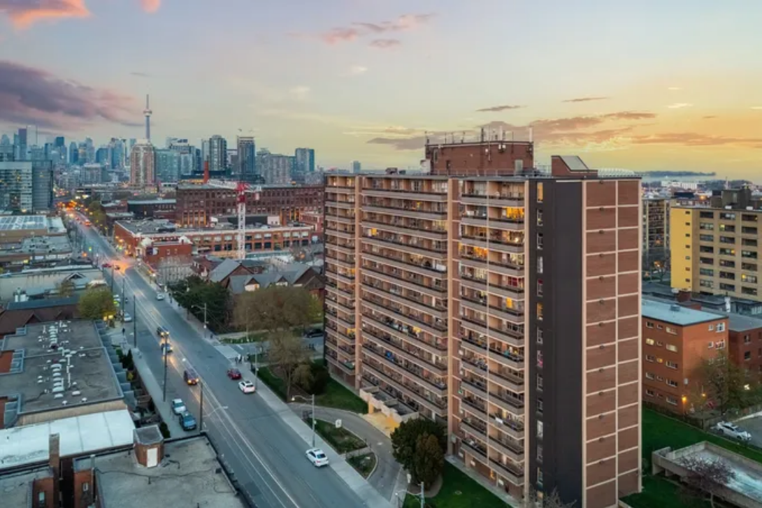 1251 King Street West - Photo 2 of 48