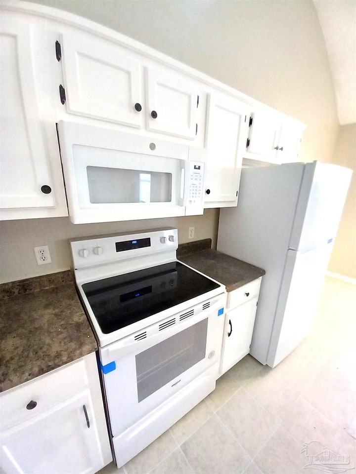 7009 Weatherwood Dr - Photo 5 of 16