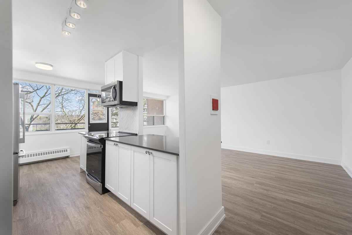 25 Eva Road - Photo 3 of 34