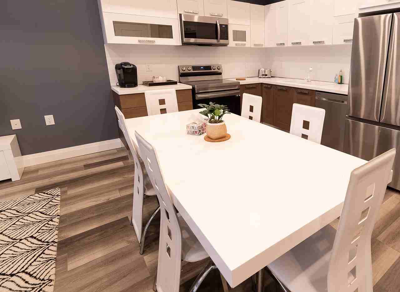 5971 Dorchester - Photo 3 of 46