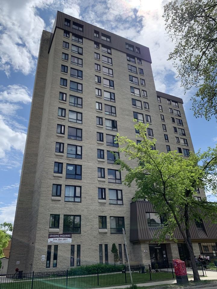 400 Stradbrook Street 55+ Apartments - Photo 6 of 6