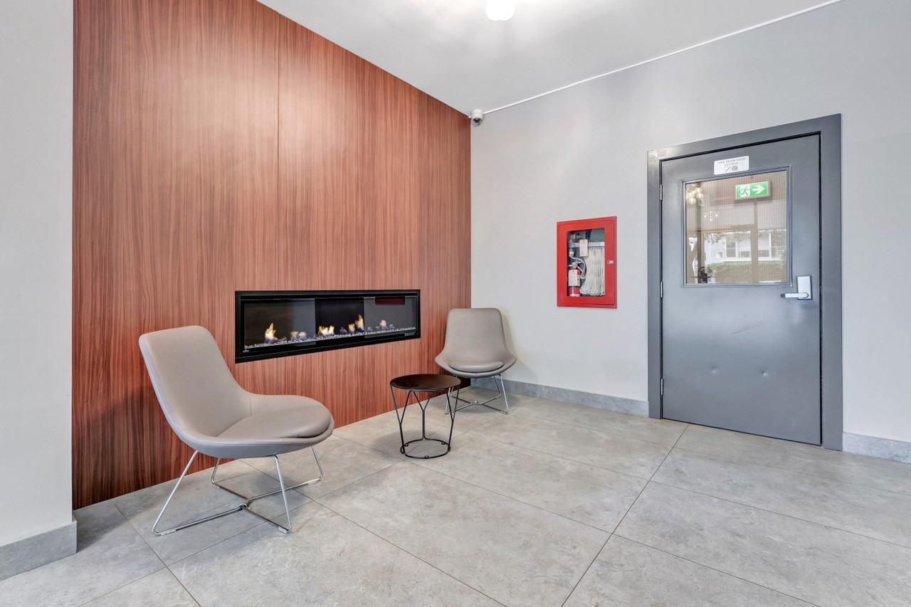 1765 Pendrell - Photo 6 of 12