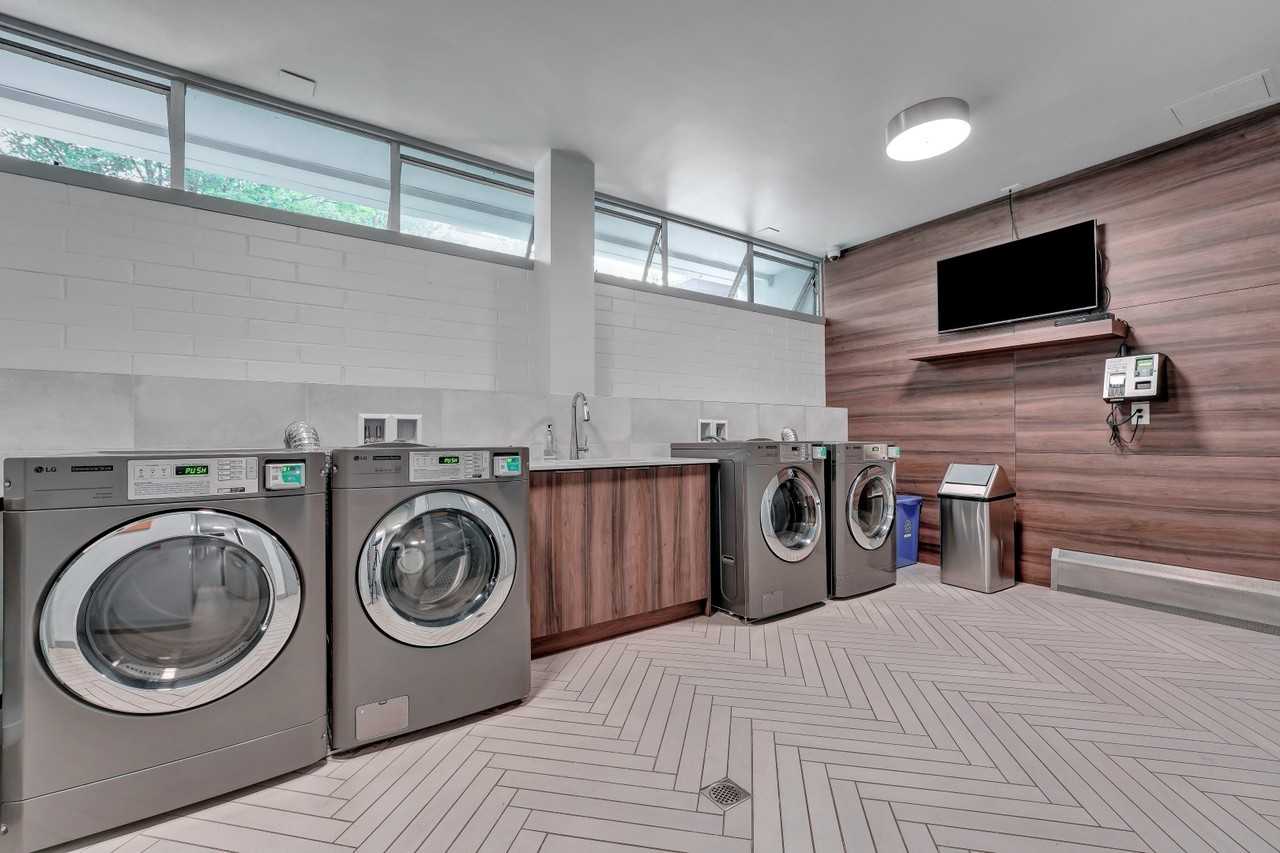 1765 Pendrell - Photo 7 of 12