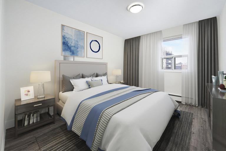 250 Roehampton Avenue - Photo 6 of 7