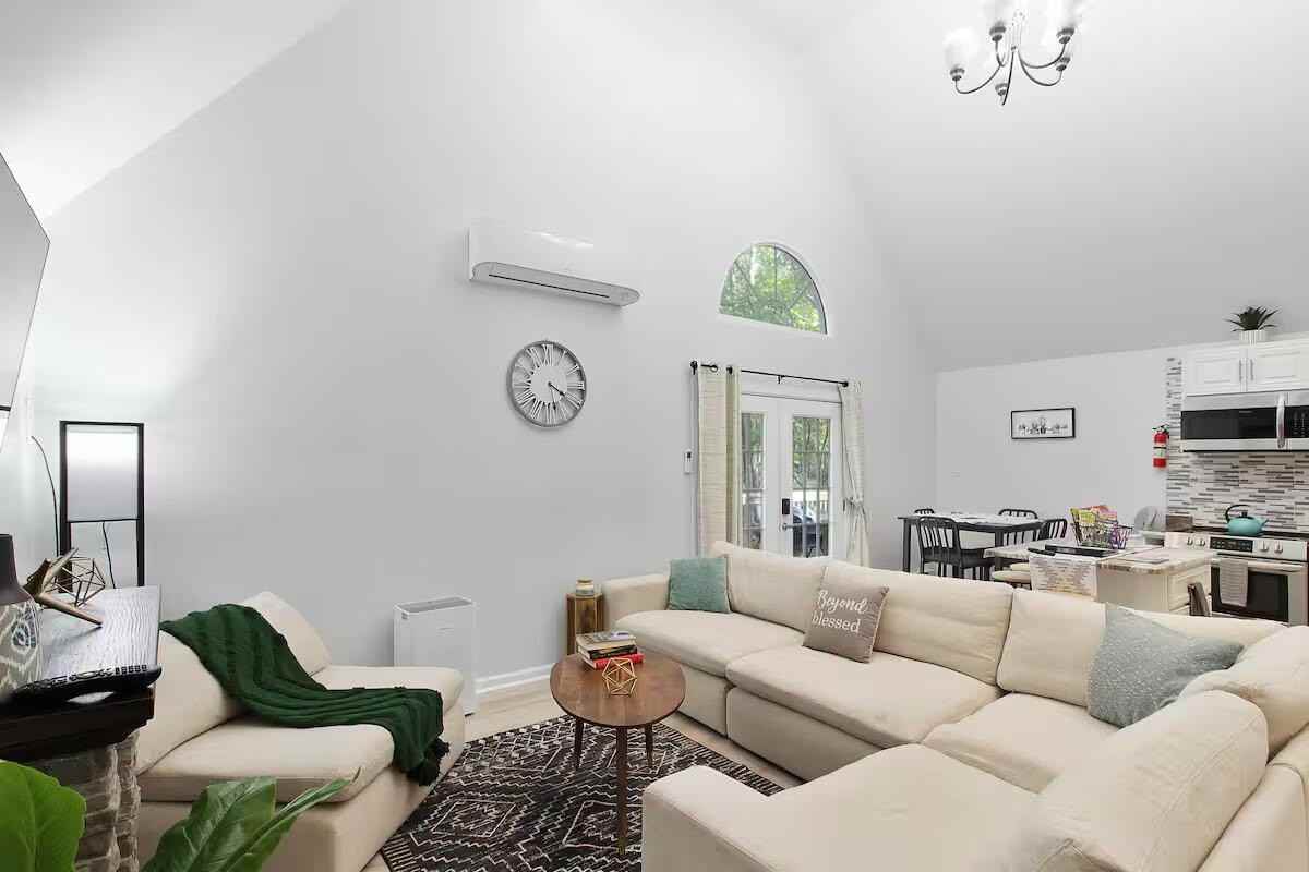 1520 Sugar Maple Ln - Photo 3 of 31