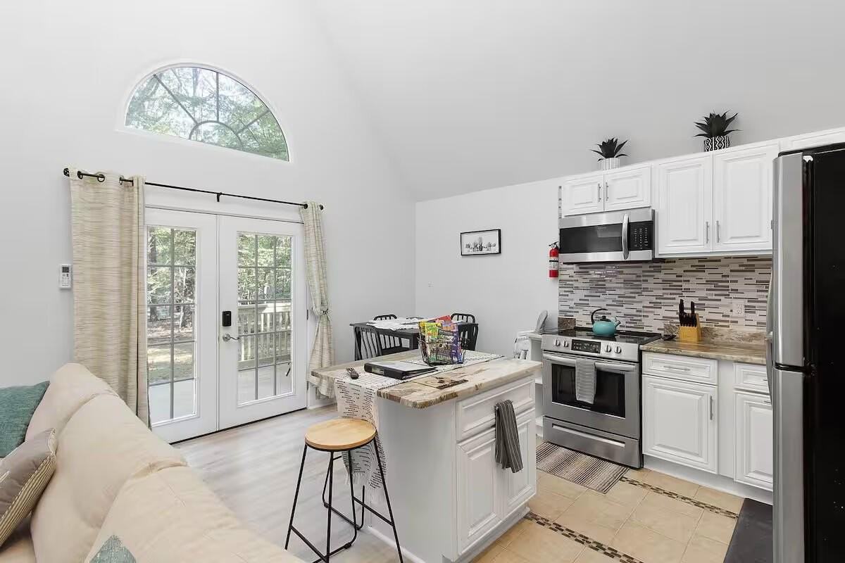 1520 Sugar Maple Ln - Photo 7 of 31