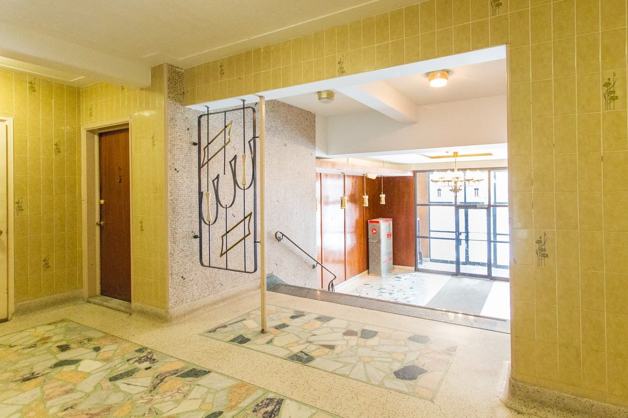 6920-6940 Fielding - Photo 4 of 25