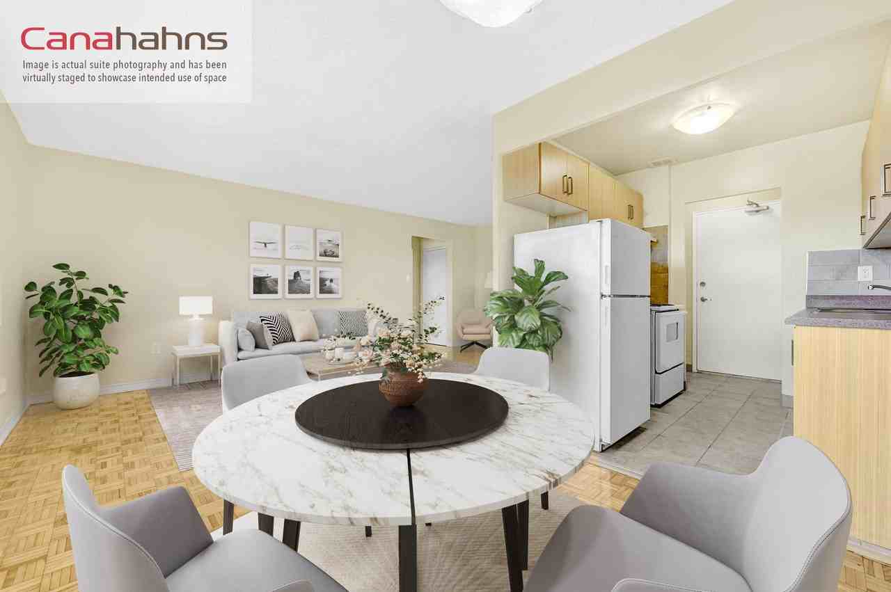 The Sheridan Manor Apartments in Mississauga - Photo 3 of 18