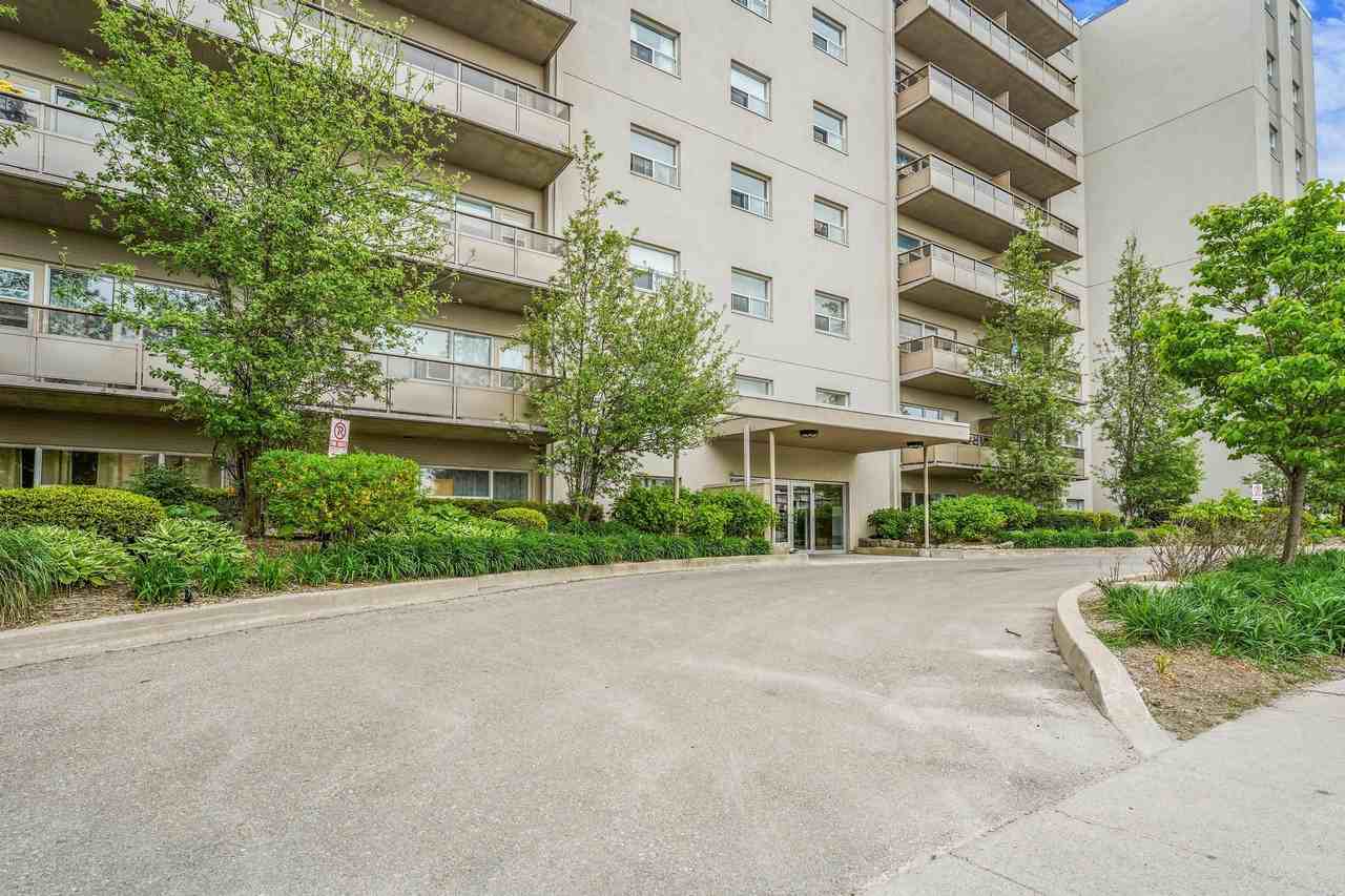 The Sheridan Manor Apartments in Mississauga - Photo 6 of 18