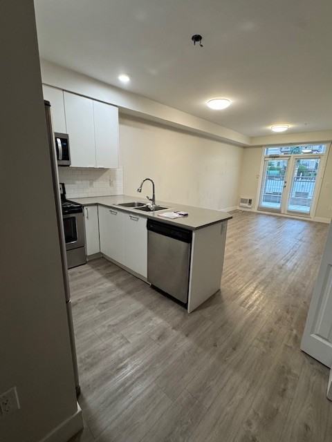 20188 53A Avenue - Photo 7 of 50