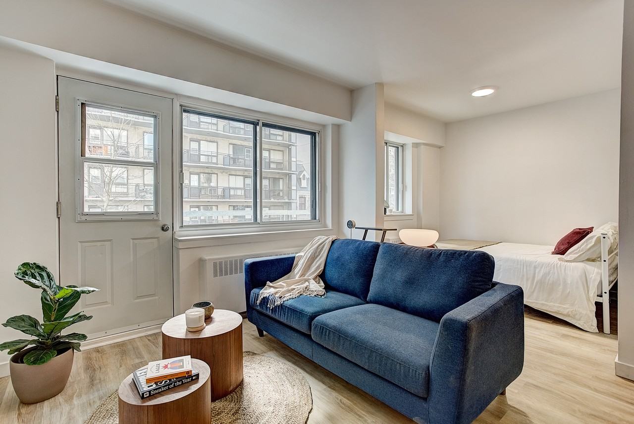 3445 Hutchison - Photo 5 of 50