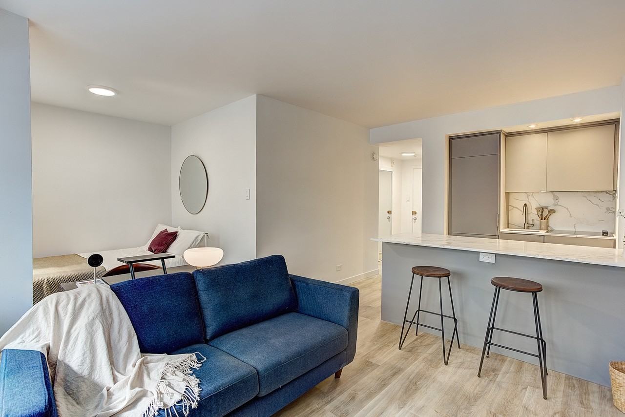 3445 Hutchison - Photo 6 of 50