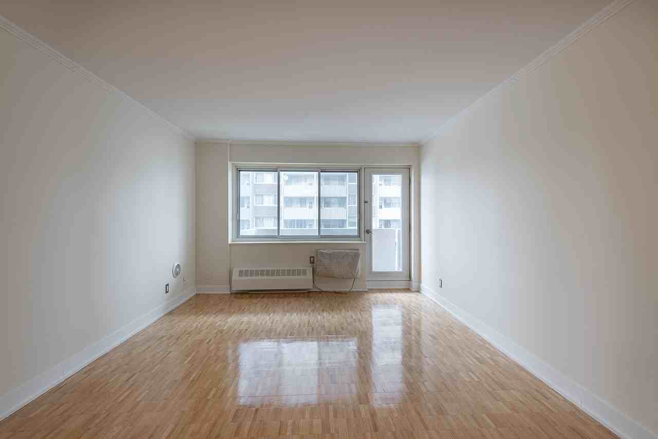 2100 Saint-Marc - Photo 6 of 21