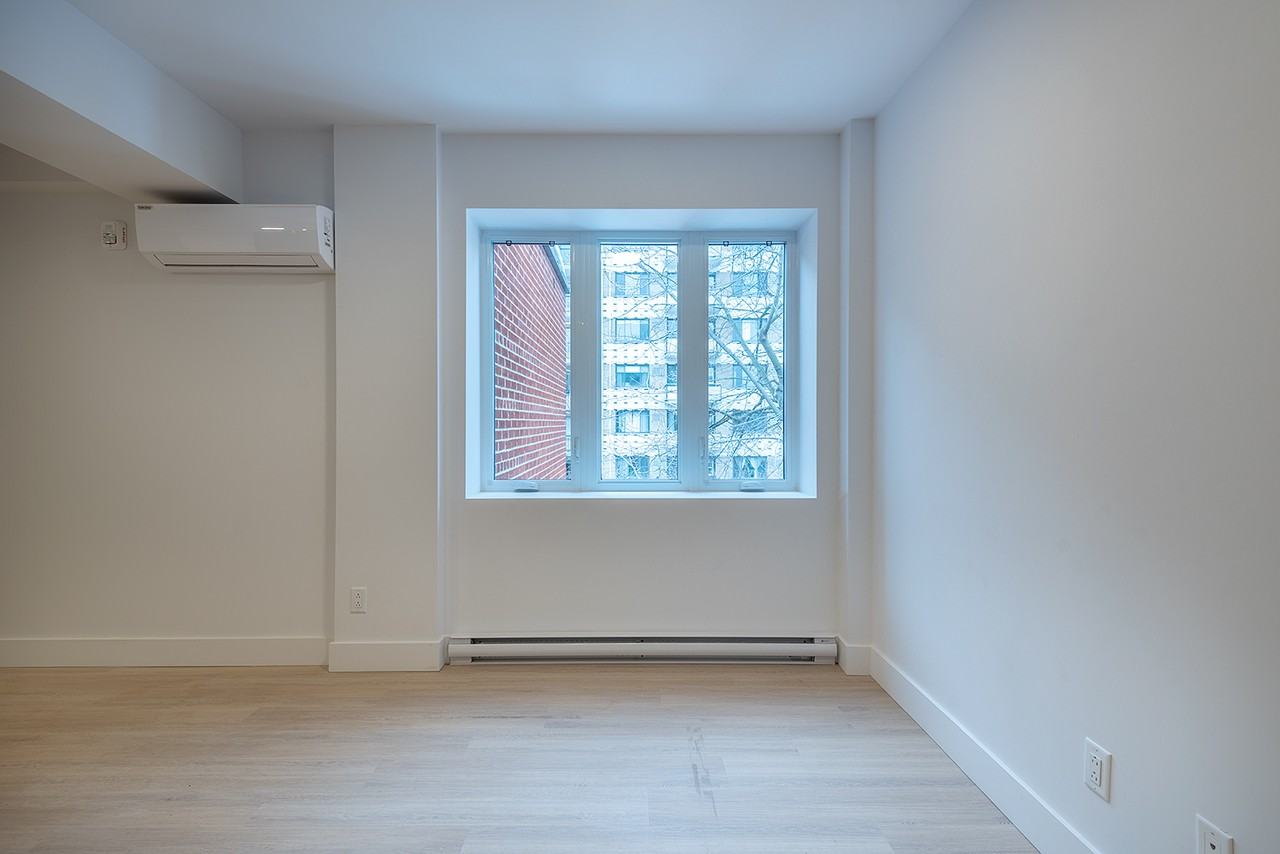 3477  Rue Drummond - Photo 7 of 50