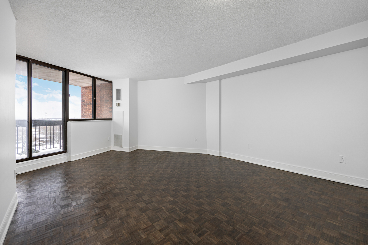 2445 The Collegeway - Photo 5 of 34