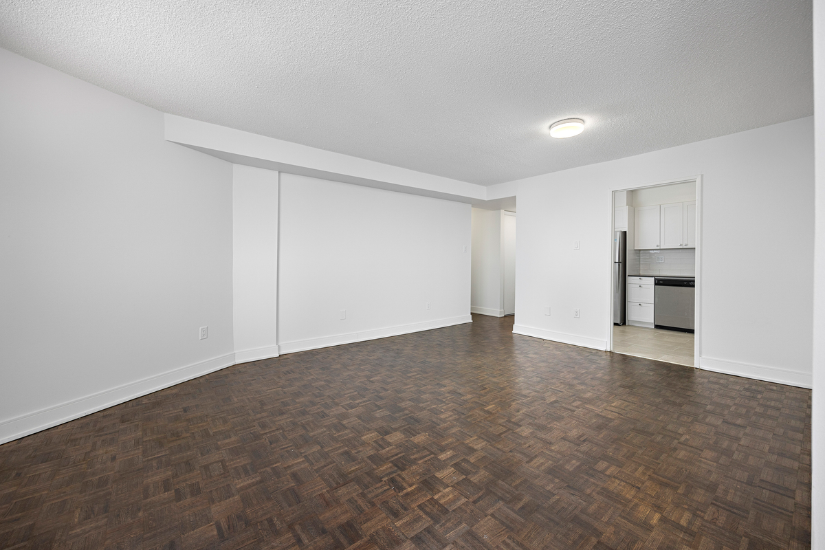 2445 The Collegeway - Photo 6 of 34