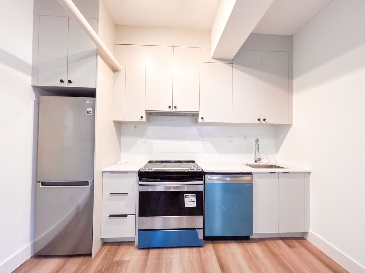 7 Av. Roosevelt - Photo 4 of 50