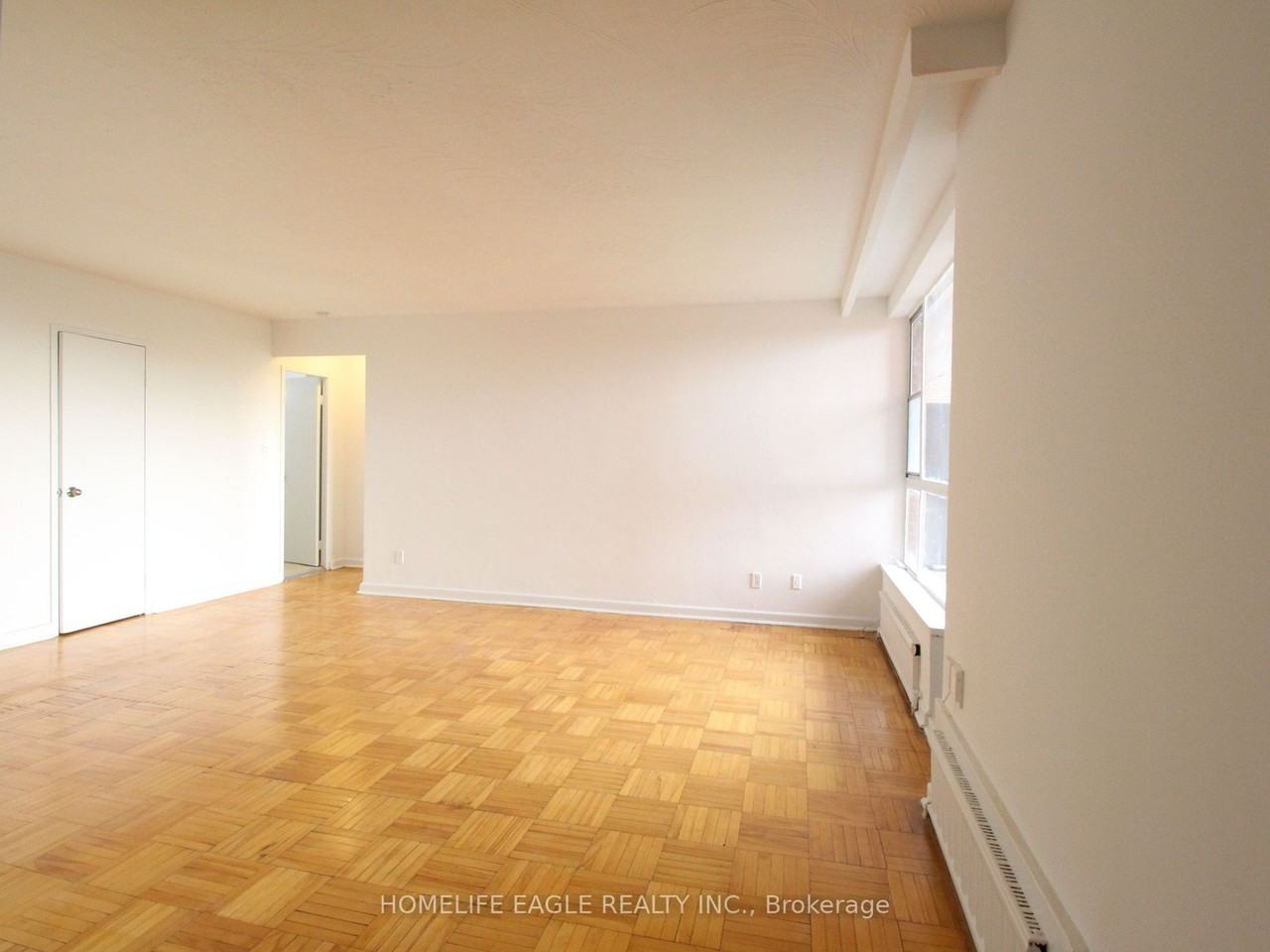 165 Cosburn Avenue, Toronto - Photo 4 of 9