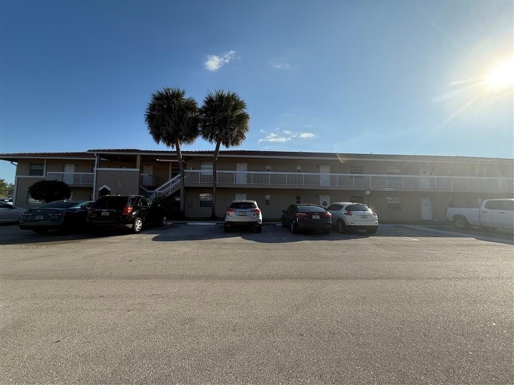 9930 Twin Lakes Dr #7L - Photo 2 of 40