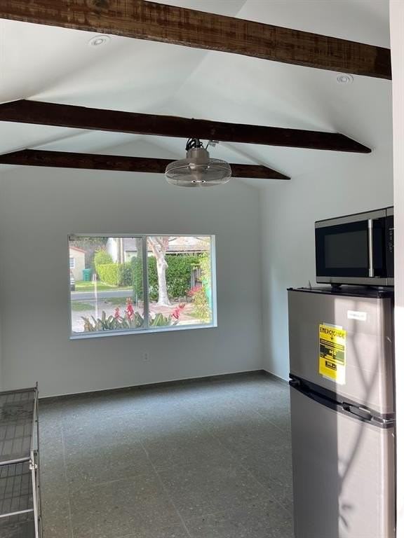 1005 Cortez St #B - Photo 3 of 9