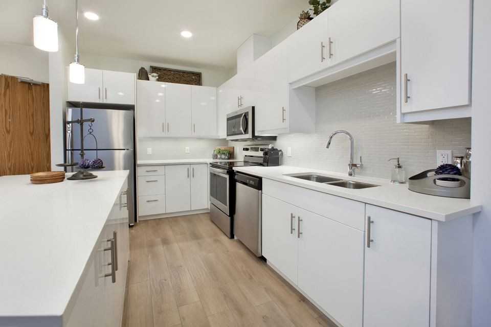 Watson Park Apartments - Photo 2 of 23