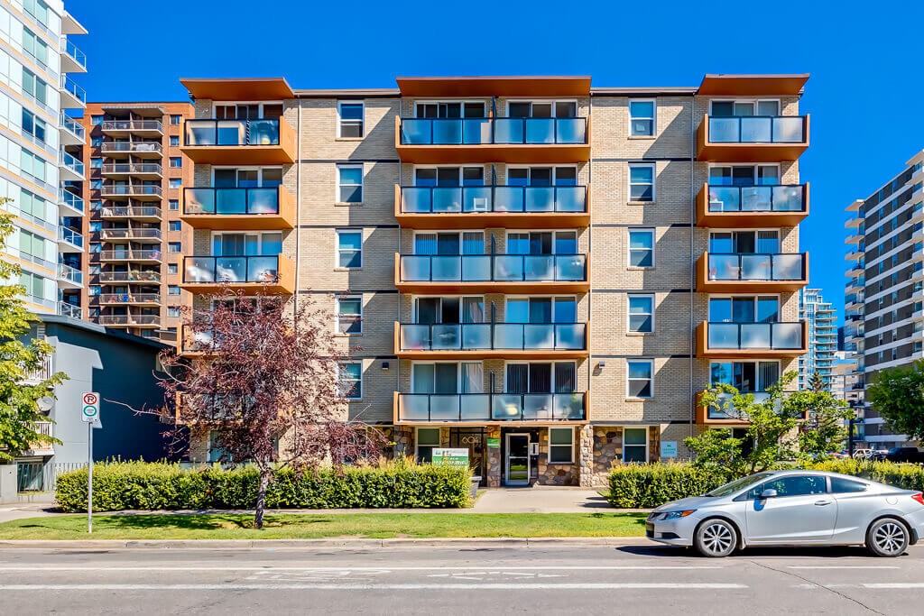 The Rundle - Photo 3 of 18