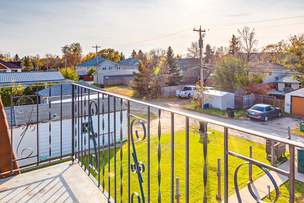 Scotsman Apartments - Photo 7 of 10