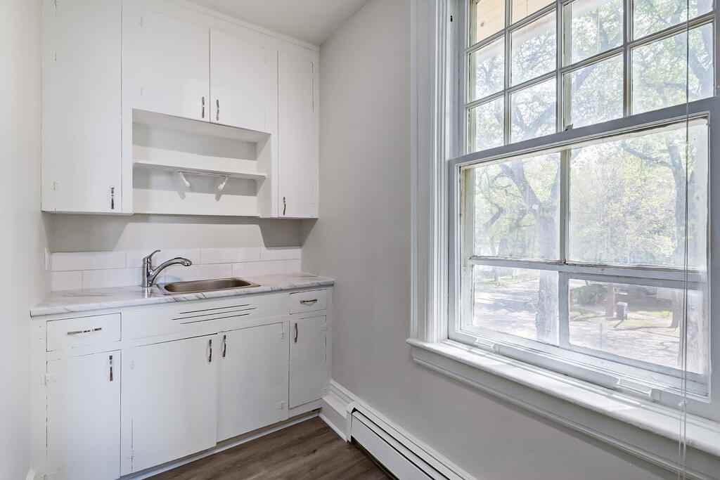 Otis Apartments - Photo 5 of 11