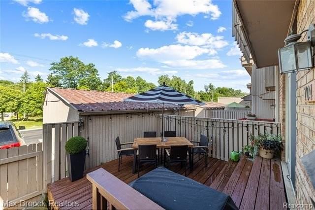 704 Oak Brook Ridge Dr - Photo 3 of 39