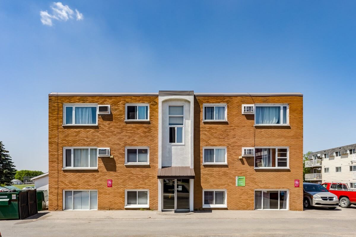 Grenada Arms - Photo 6 of 6