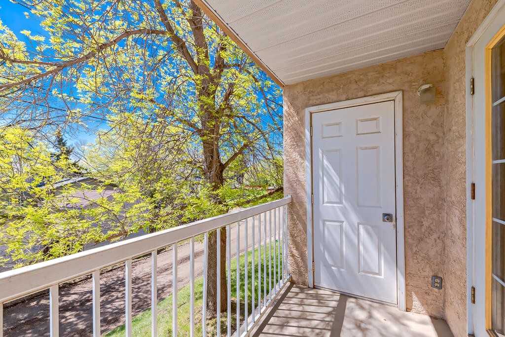 Mirror Lake Apartments - Photo 7 of 19