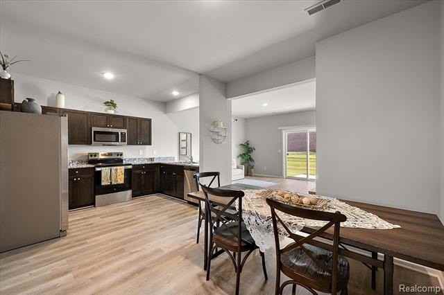 28140 Delano Dr #9I - Photo 7 of 42