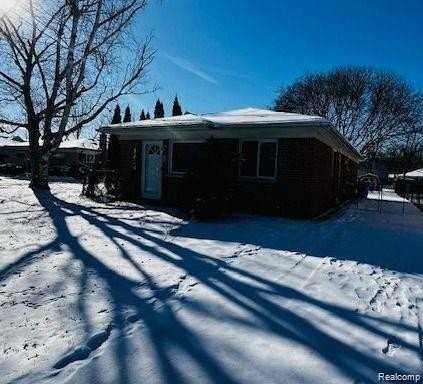 5626 Merrick St - Photo 2 of 21