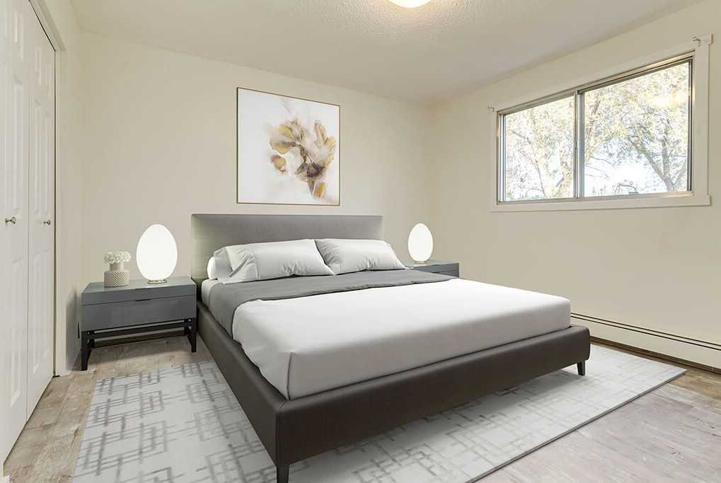 Evergreen Apartments - Photo 5 of 16