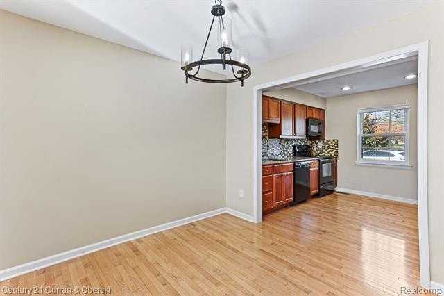 42645 Savoy Ct - Photo 7 of 44