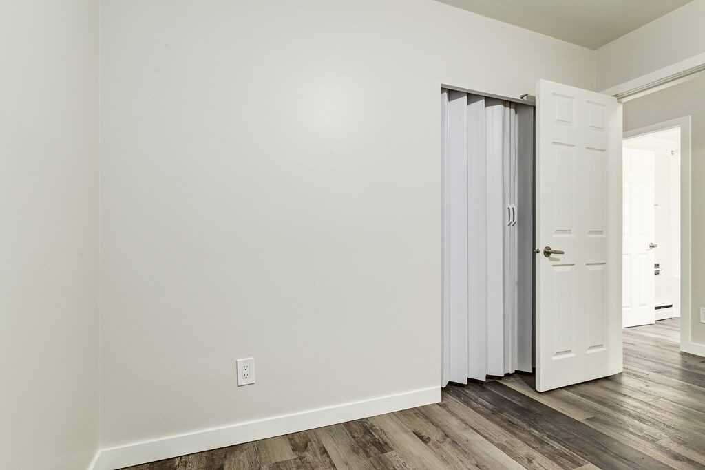 Louise Apartments - Photo 6 of 13