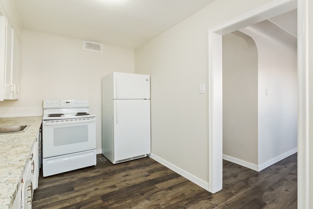 Brittany Apartments - Photo 5 of 25