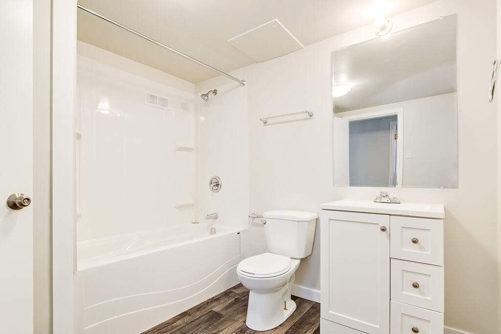 Brittany Apartments - Photo 7 of 25