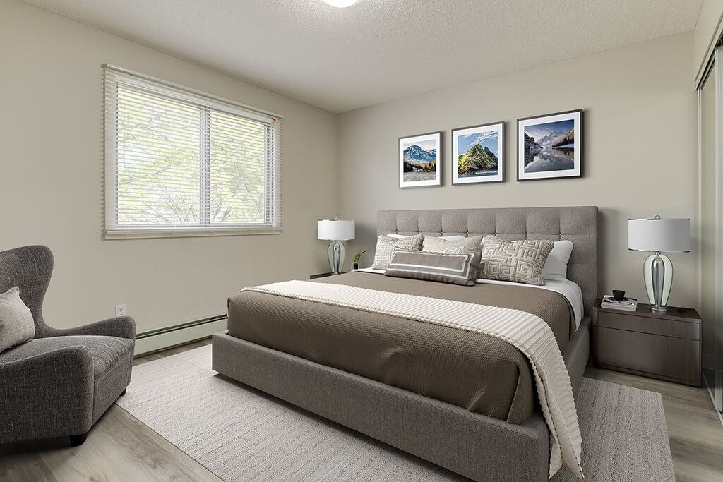 Angela Manor - Photo 2 of 26