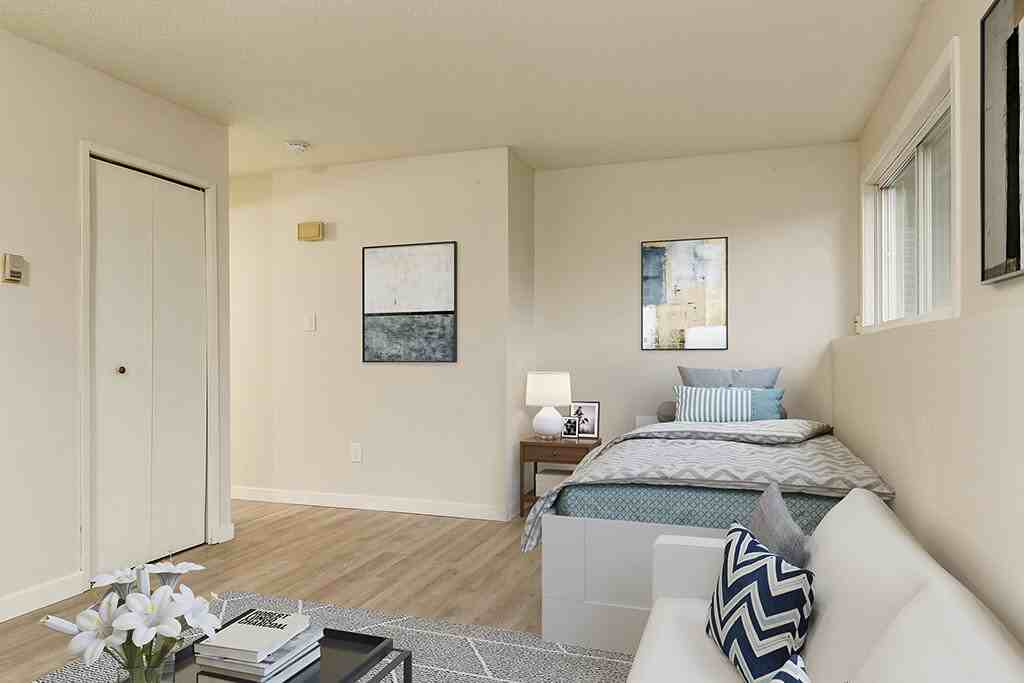 Cliff Manor Apartments - Photo 4 of 13