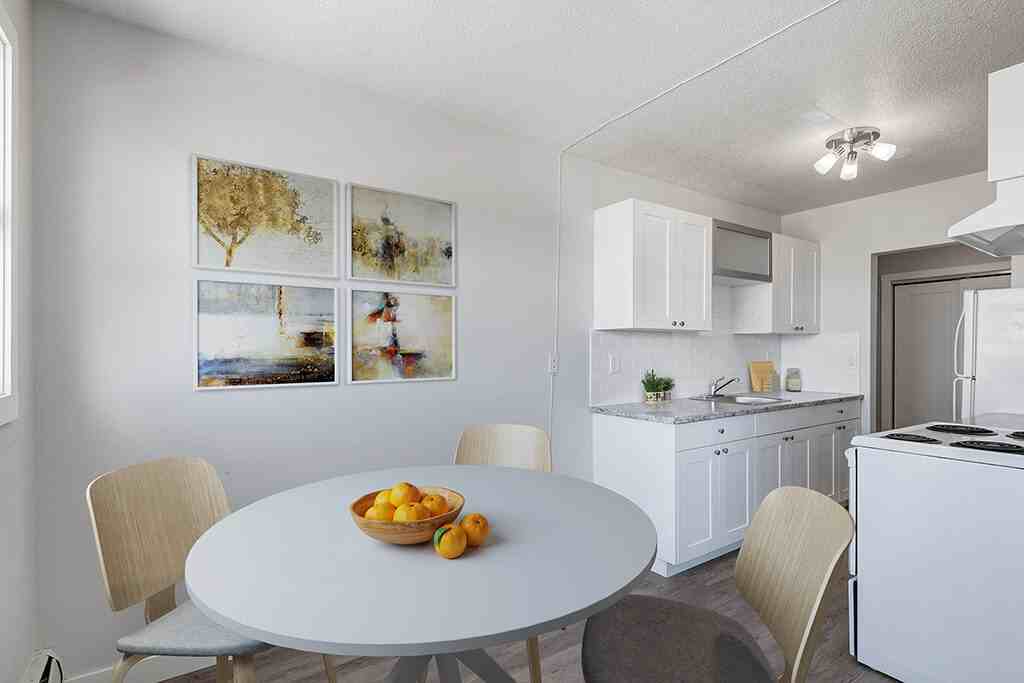 Lockhart Manor - Photo 2 of 35