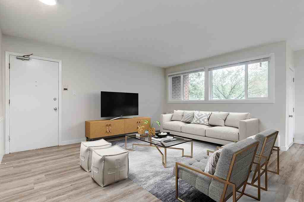 Main Street Villa - Photo 4 of 26