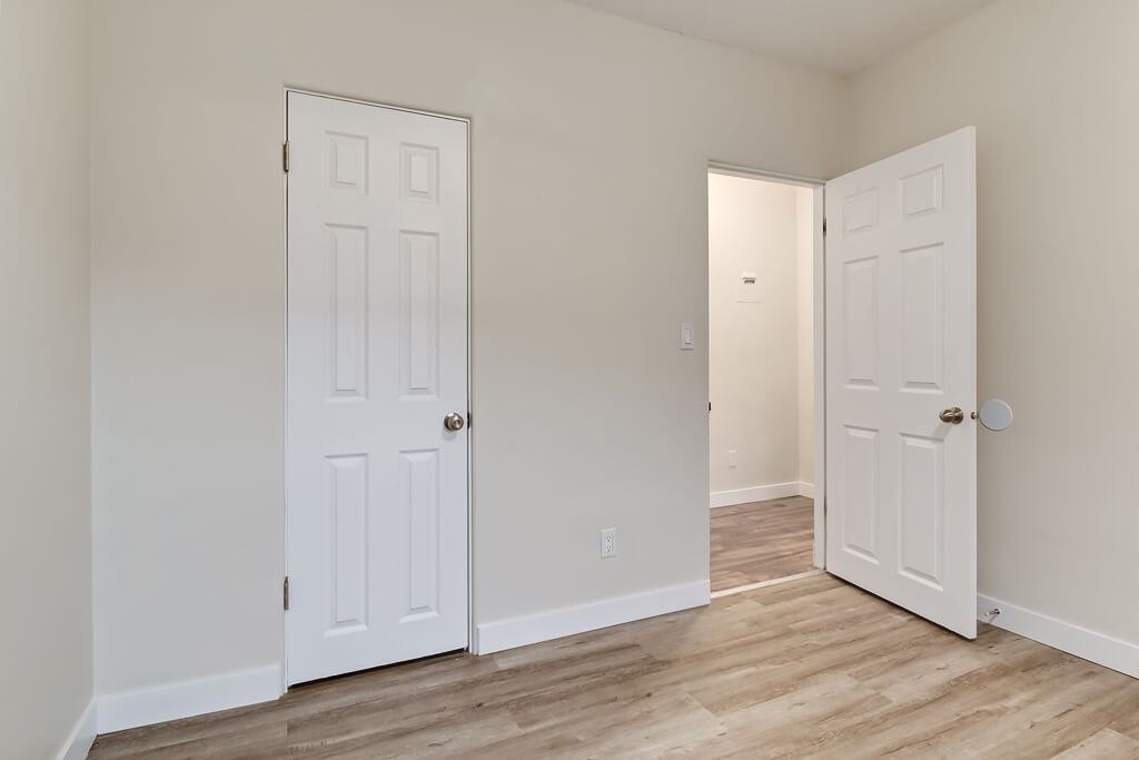 Belvedere Apartments - Photo 7 of 12