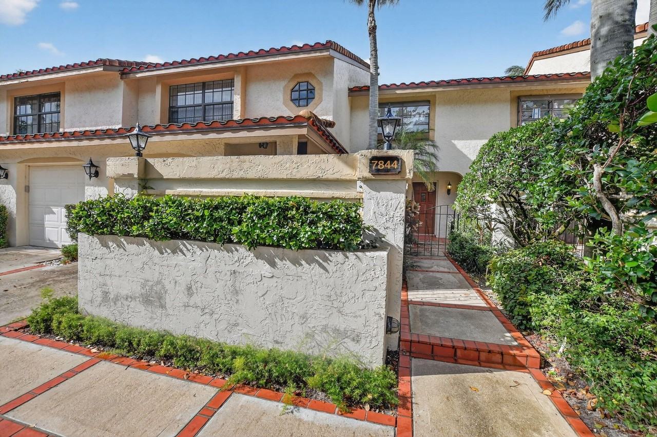 7844 La Mirada Dr - Photo 2 of 45