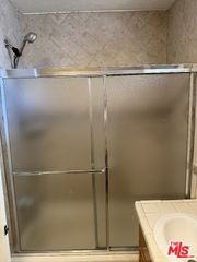 6139 Tampa Ave - Photo 5 of 8