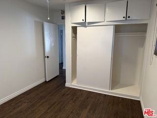 6139 Tampa Ave - Photo 6 of 8